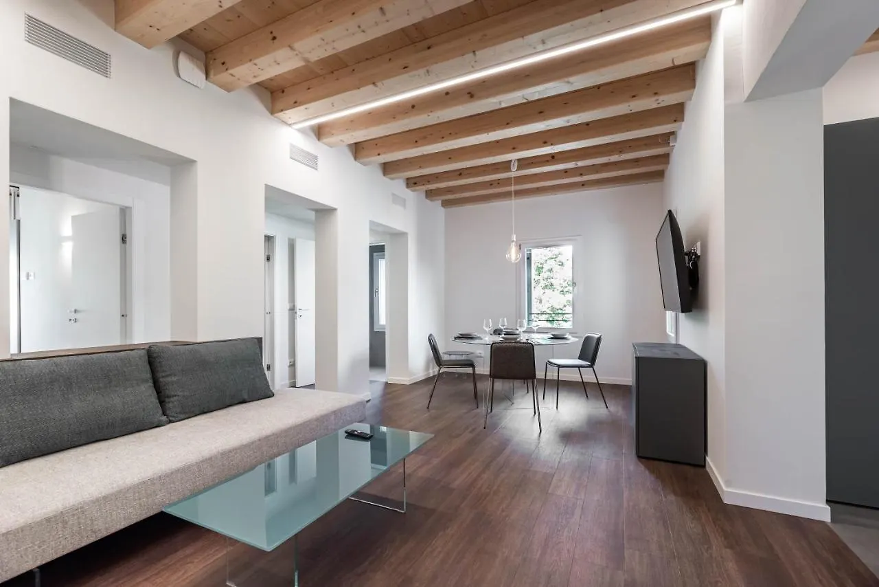 Palazzo '900 Design Flats - Il Caffe Apartment Padova Italy