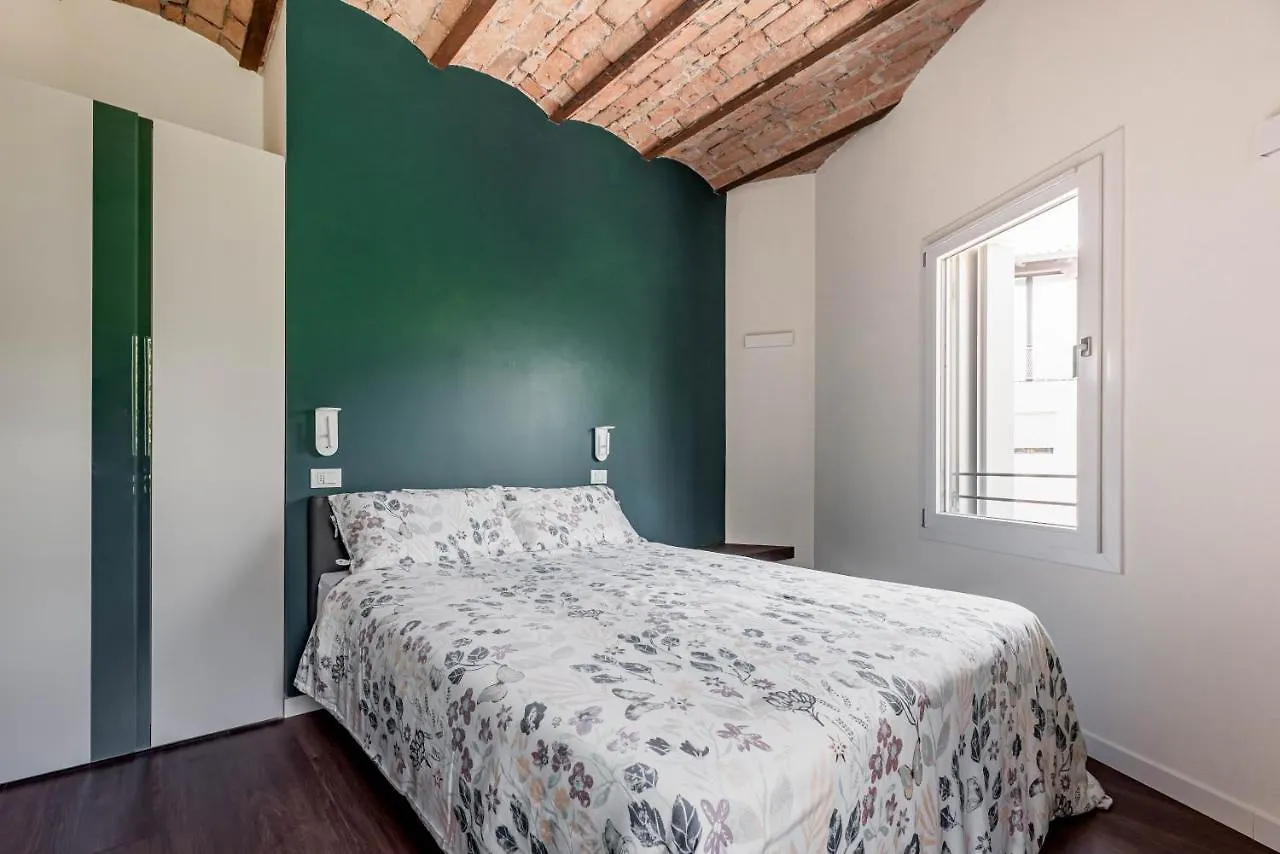 Palazzo '900 Design Flats - Il Caffe Apartment Padova